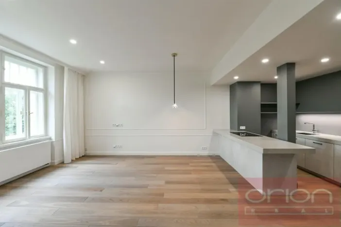 Pronájem bytu 4+kk, Praha - Vinohrady, náměstí Jiřího z Poděbrad, 107 m2