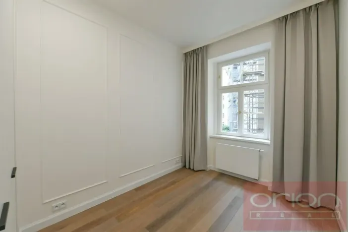 Pronájem bytu 4+kk, Praha - Vinohrady, náměstí Jiřího z Poděbrad, 107 m2