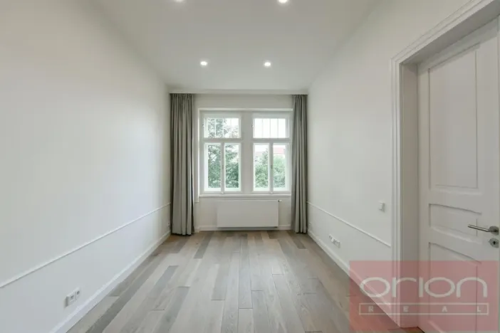 Pronájem bytu 4+kk, Praha - Vinohrady, náměstí Jiřího z Poděbrad, 107 m2