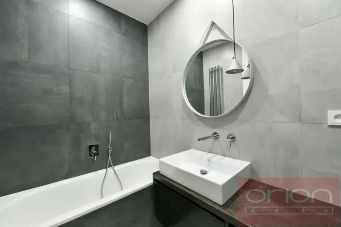 Pronájem bytu 4+kk, Praha - Vinohrady, náměstí Jiřího z Poděbrad, 107 m2
