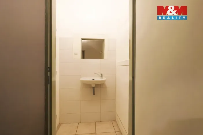 Pronájem obchodního prostoru, Praha - Kunratice, Jana Růžičky, 76 m2