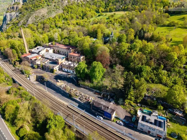 Prodej komerční nemovitosti, Povrly - Neštědice, Pod Kozákem, 35000 m2