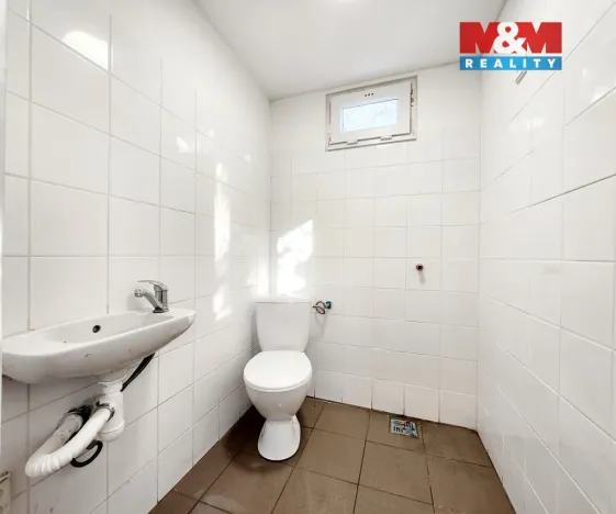 Pronájem obchodního prostoru, Praha - Uhříněves, Přátelství, 38 m2