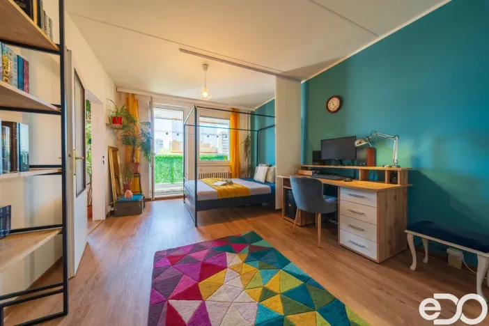 Prodej bytu 1+1, Praha, Valentova, 44 m2