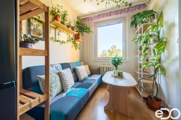 Prodej bytu 1+1, Praha, Valentova, 44 m2