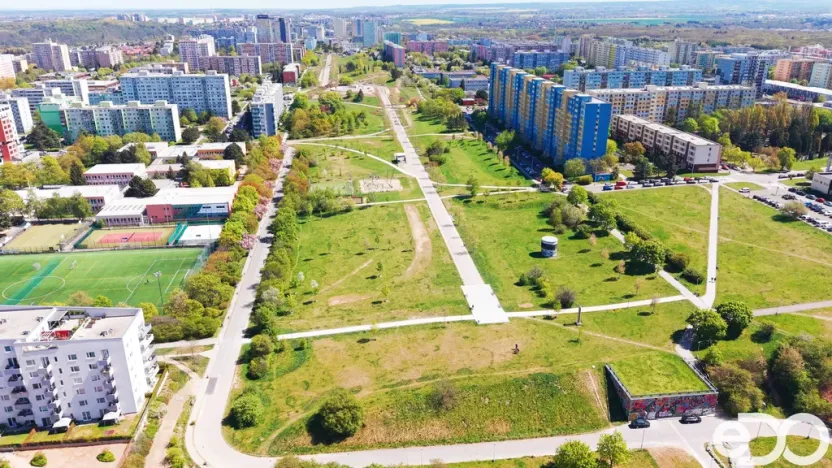 Prodej bytu 1+1, Praha, Valentova, 44 m2