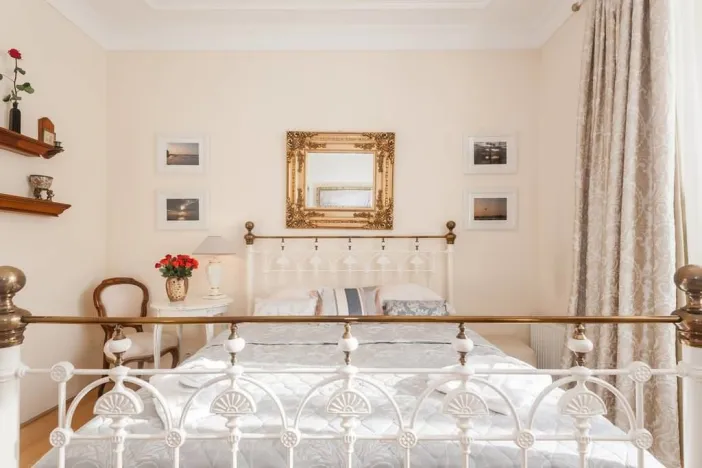 Pronájem bytu 2+kk, Praha - Bubeneč, Ovenecká, 56 m2