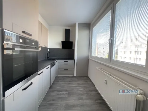 Pronájem bytu 3+1, Břeclav - Charvátská Nová Ves, Na Valtické, 70 m2