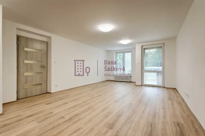 Pronájem bytu 2+kk, Jindřichův Hradec - Otín, 50 m2