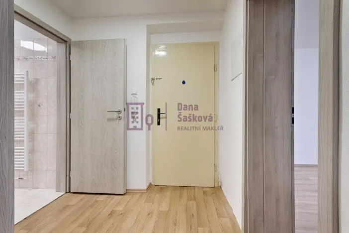 Pronájem bytu 2+kk, Jindřichův Hradec - Otín, 50 m2