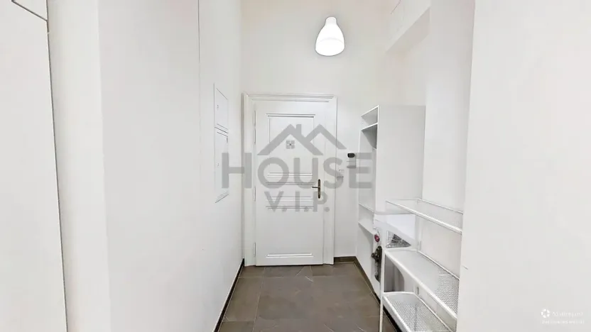 Prodej bytu 1+kk, Praha - Nové Město, Legerova, 28 m2