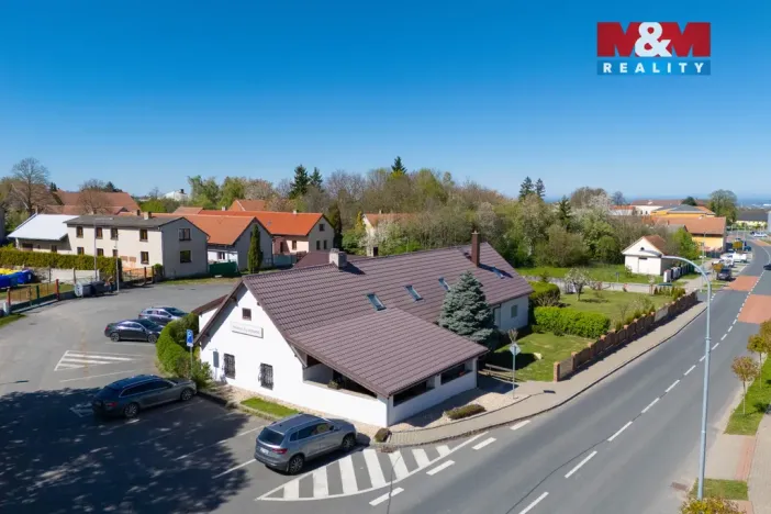 Prodej rodinného domu, Suchdol, 390 m2