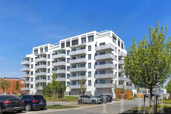 Pronájem bytu 1+kk, Praha - Dolní Měcholupy, Honzíkova, 33 m2