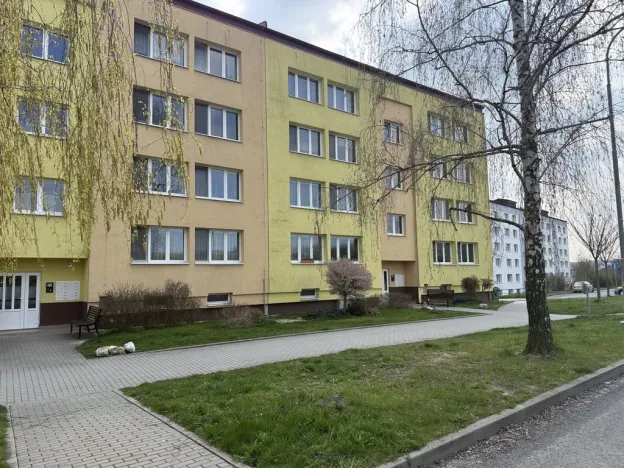 Prodej bytu 2+1, Bílovec, Radotínská, 64 m2