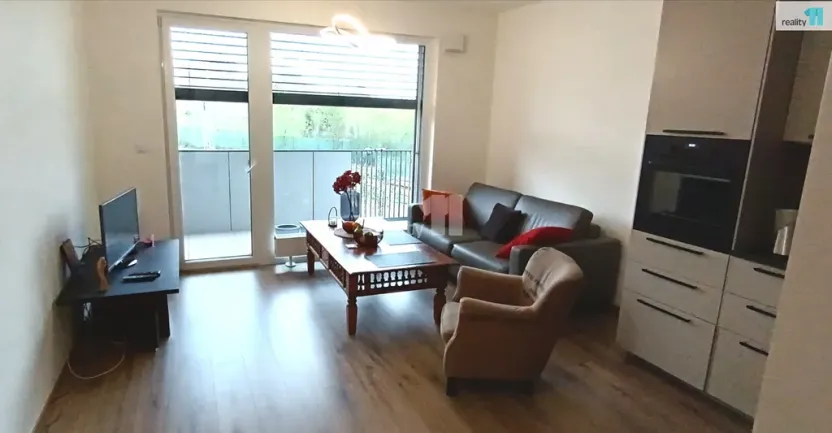 Pronájem bytu 2+kk, Praha - Modřany, Zlochova, 62 m2