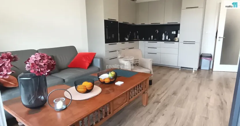 Pronájem bytu 2+kk, Praha - Modřany, Zlochova, 62 m2