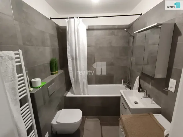 Pronájem bytu 2+kk, Praha - Modřany, Zlochova, 62 m2