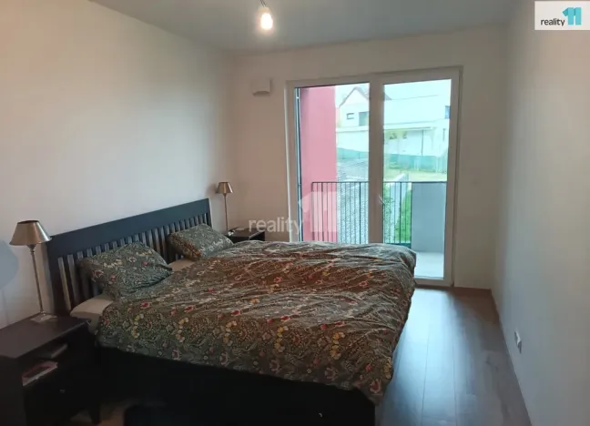 Pronájem bytu 2+kk, Praha - Modřany, Zlochova, 62 m2
