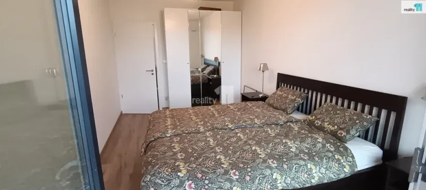 Pronájem bytu 2+kk, Praha - Modřany, Zlochova, 62 m2