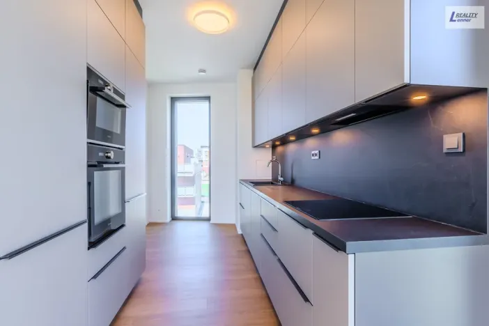 Pronájem bytu 2+kk, Praha - Třebonice, Do zahrádek II, 75 m2