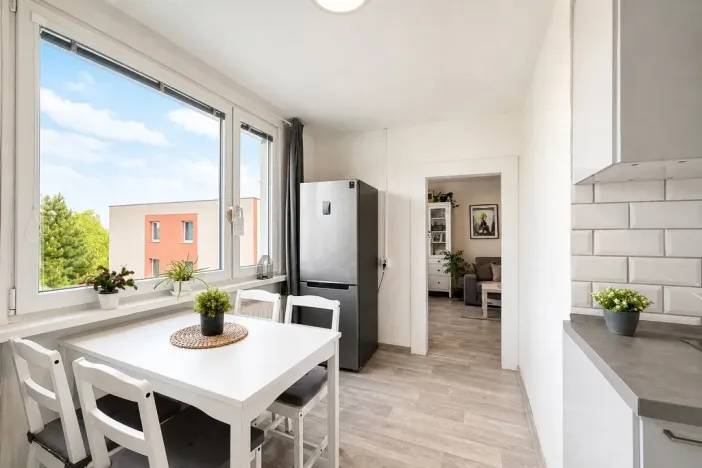 Prodej bytu 3+1, Chomutov, Kundratická, 66 m2