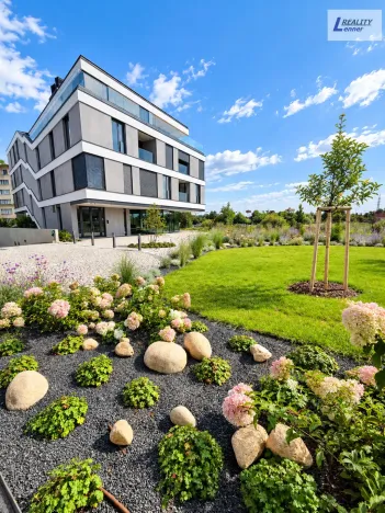Pronájem bytu 2+kk, Praha - Třebonice, Do zahrádek II, 75 m2