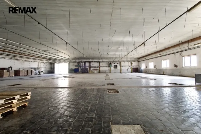 Pronájem skladu, Vítězná - Kocléřov, 1520 m2