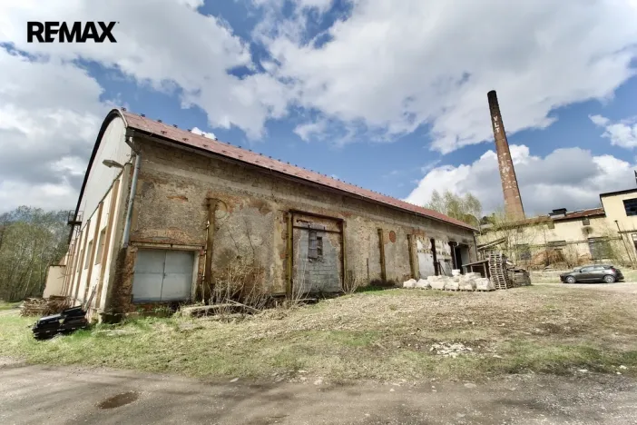 Pronájem skladu, Vítězná - Kocléřov, 1520 m2