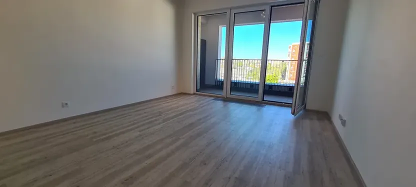 Pronájem bytu 1+kk, Praha - Hloubětín, Poděbradská, 32 m2