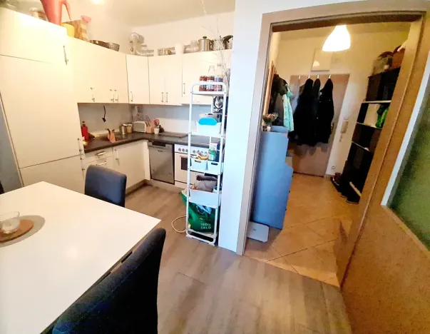 Pronájem bytu 2+kk, Praha - Vysočany, Kabešova, 60 m2