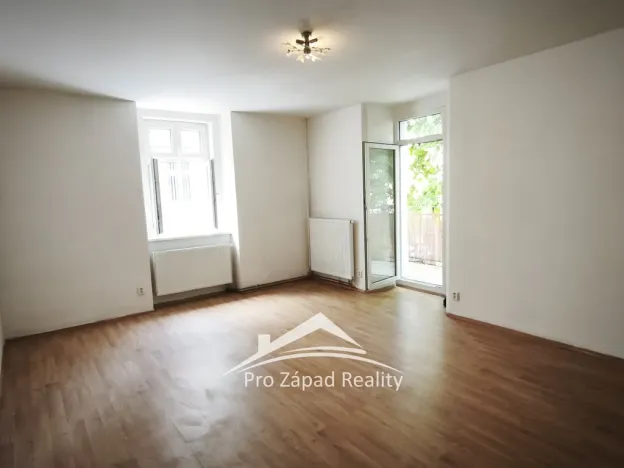 Pronájem bytu 2+kk, Plzeň, Martinská, 47 m2