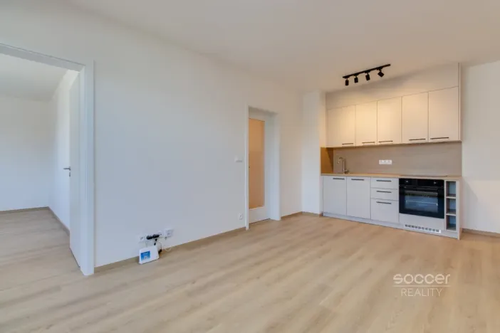 Pronájem bytu 2+kk, Praha - Vysočany, Poděbradská, 50 m2