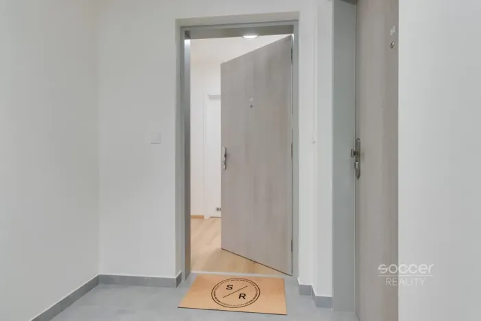 Pronájem bytu 2+kk, Praha - Vysočany, Poděbradská, 50 m2