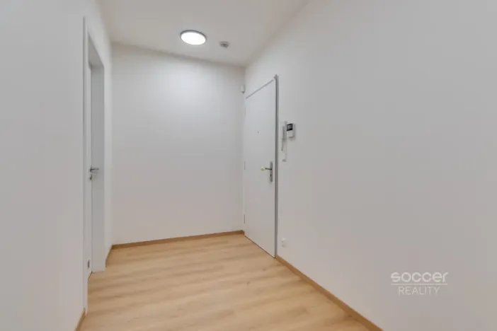 Pronájem bytu 2+kk, Praha - Vysočany, Poděbradská, 50 m2