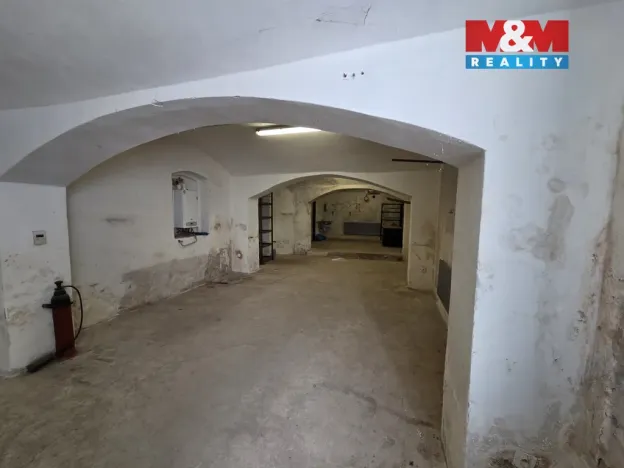 Prodej obchodního prostoru, Praha - Libeň, Pod Labuťkou, 83 m2
