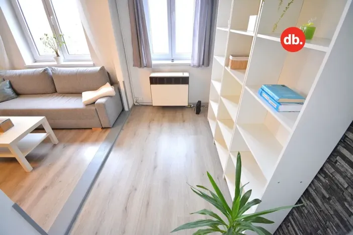 Prodej bytu 2+1, Plzeň, Politických vězňů, 56 m2