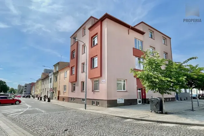 Prodej bytu 2+1, Brno, Charbulova, 65 m2