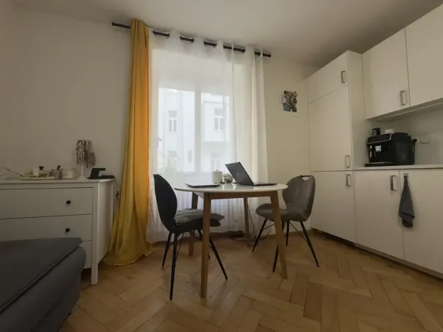 Pronájem bytu 2+kk, Praha - Nové Město, Podskalská, 40 m2