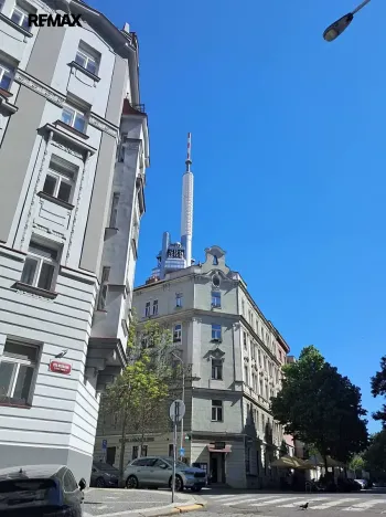 Pronájem obchodního prostoru, Praha - Žižkov, Víta Nejedlého, 71 m2
