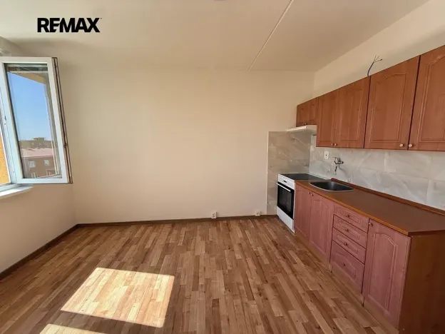 Pronájem bytu 2+kk, Žatec, Černobýla, 38 m2