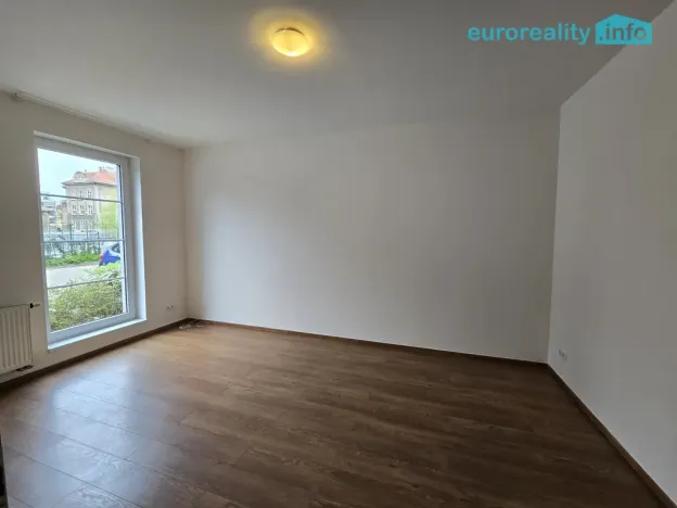 Pronájem bytu 2+kk, Beroun - Beroun-Město, V Zahradách, 65 m2