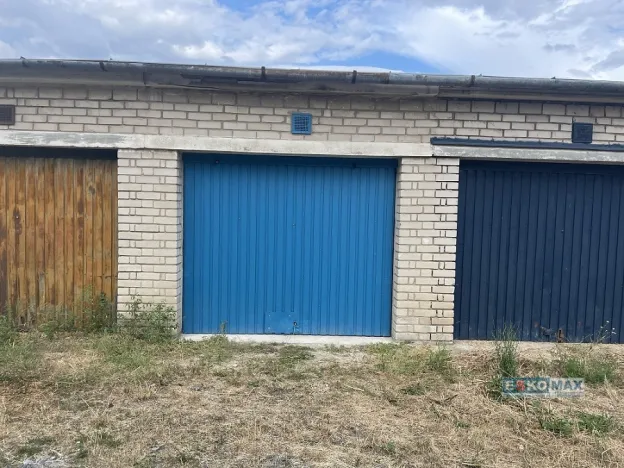 Pronájem garáže, Břeclav, Bří. Mrštíků, 18 m2