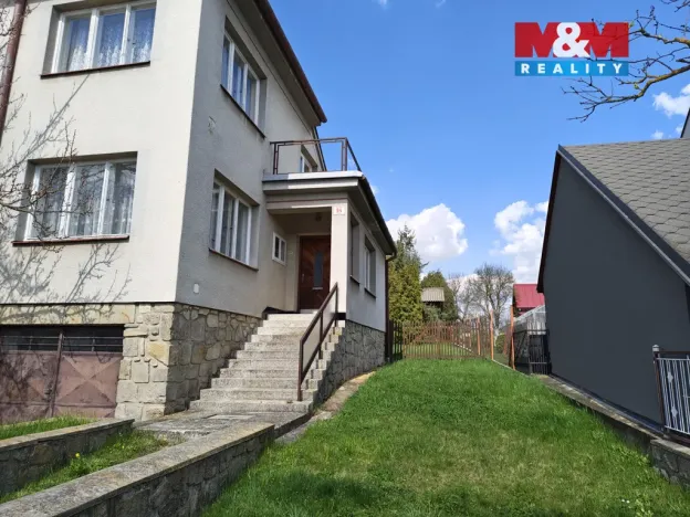 Prodej rodinného domu, Střítež, 200 m2