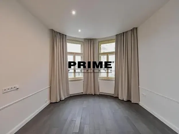 Pronájem bytu 4+kk, Praha - Vinohrady, Laubova, 165 m2