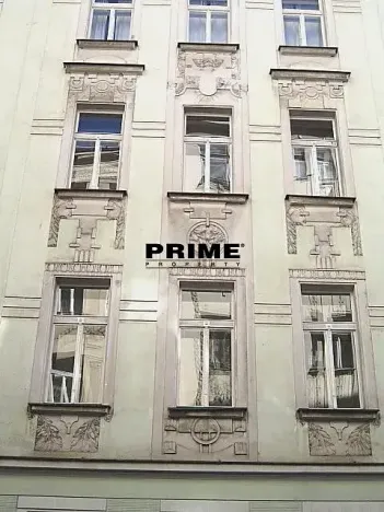 Pronájem bytu 3+1, Praha - Nové Město, Odborů, 81 m2