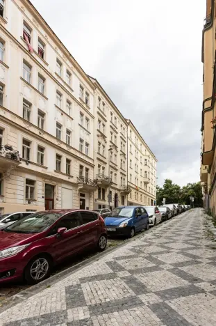Pronájem bytu 2+kk, Praha - Vršovice, Finská, 45 m2