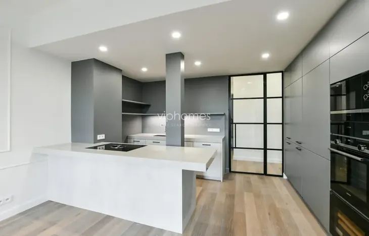 Pronájem bytu 4+kk, Praha - Vinohrady, náměstí Jiřího z Poděbrad, 107 m2
