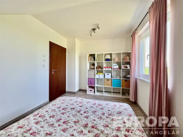 Prodej rodinného domu, Břežany II, 145 m2