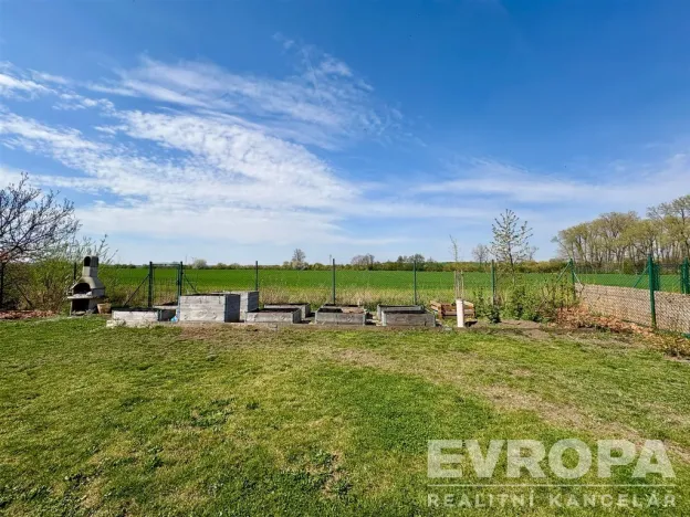 Prodej rodinného domu, Břežany II, 145 m2