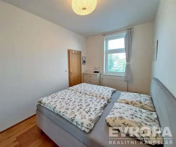 Pronájem bytu 2+kk, Olomouc, Jeremenkova, 54 m2